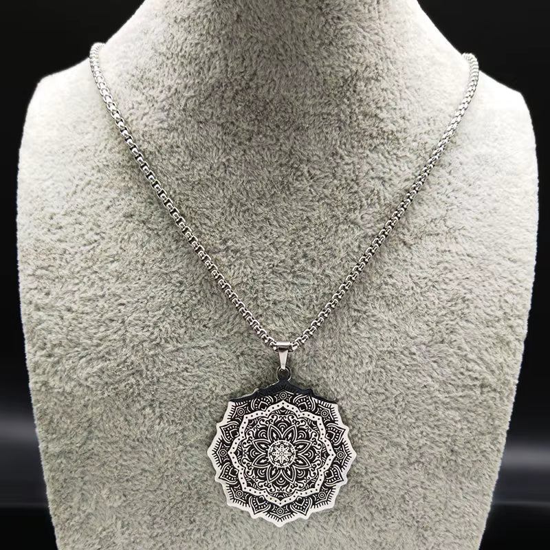 Wicca Lotus Stainless Steel Chain Necklace for Men Silver Color Yoga Mandala Buddhism Necklace Jewelry Bijuterias B18204